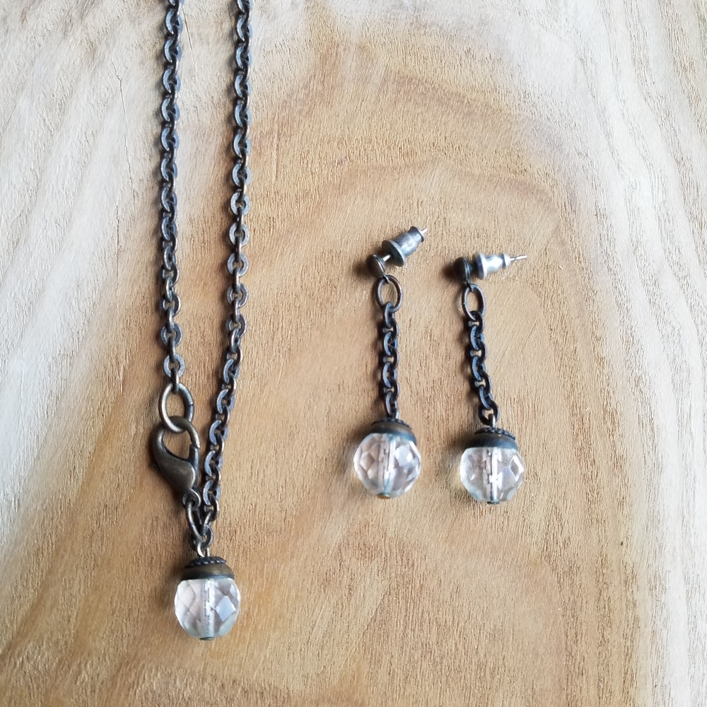❌3/$15 Jewel Bead Necklace & Earrings Set